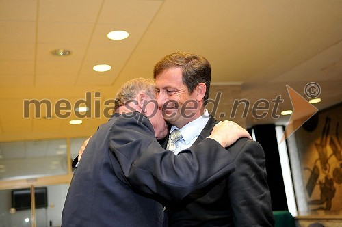 Ernest Eöry, dosedanji predsednik gasilske zveze Slovenije in Karl Viktor Erjavec, minister za obrambo Republike Slovenije