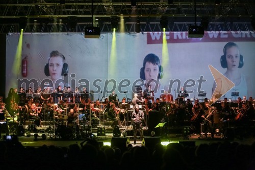 Laibach in Filharmonični orkester iz Lvova, koncert