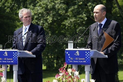 George W. Bush, predsednik ZDA in Janez Janša, predsednik Vlade RS in predsednik Evropskega sveta  