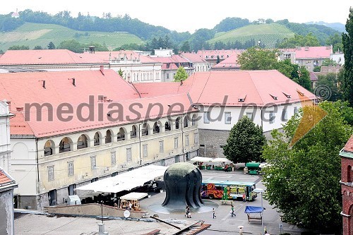 Trg Svobode, Maribor in mariborski grad