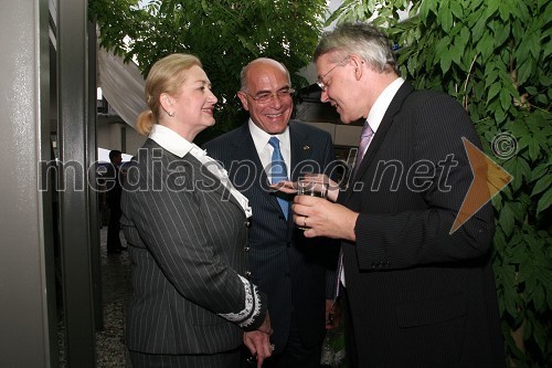 Yousif B. Ghafari, ameriški veleposlanik s soprogo in Tim Simmons, britanski veleposlanik