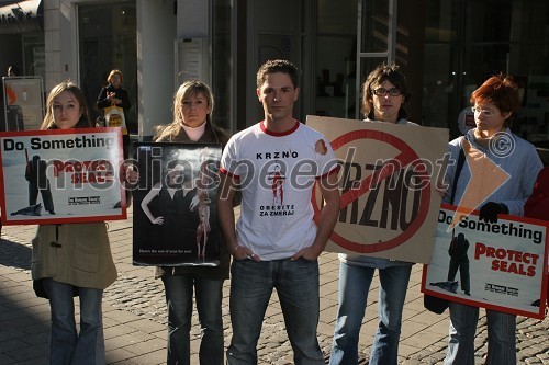 Sebastian z aktivisti