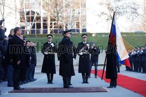 Generalmajorka Alenka Ermenc prevzela dolžnost načelnice Generalštaba Slovenske vojske