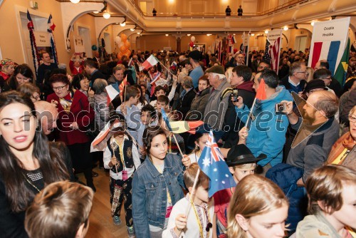  V Ljubljani navdušil že 25. bazar Sila