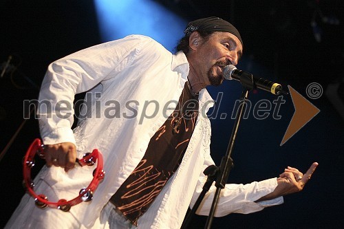Željko Bebek, prvi pevec skupine Bijelo dugme