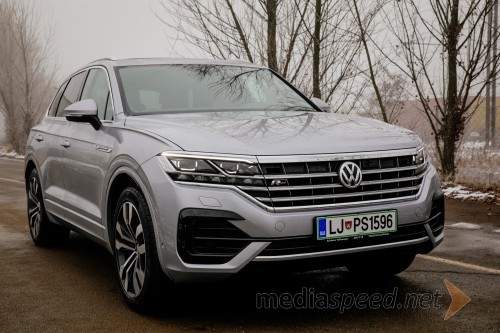 Volkswagen Touareg R-Line V6 3.0 TDI