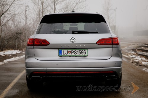 Volkswagen Touareg R-Line V6 3.0 TDI