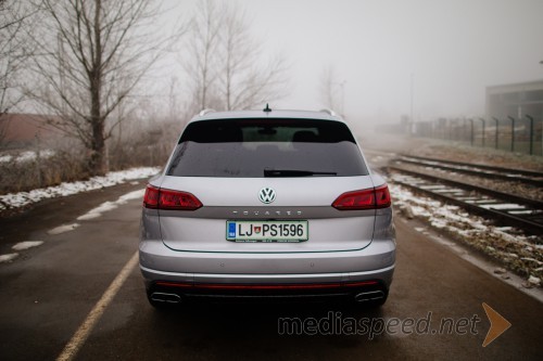 Volkswagen Touareg R-Line V6 3.0 TDI