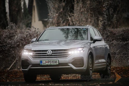 Volkswagen Touareg R-Line V6 3.0 TDI