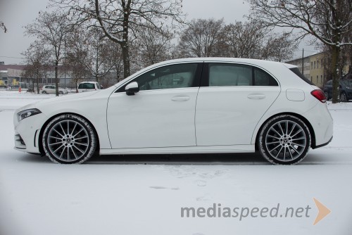 Mercedes-Benz A 200 AMG line