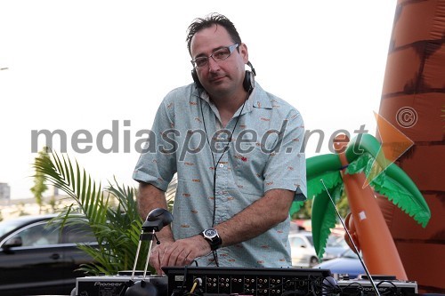 DJ Lovro