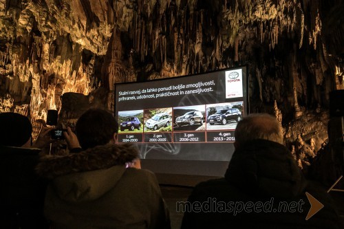 Toyota RAV4, slovenska predstavitev