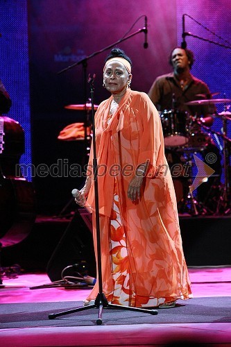 Omara Portuondo, kubanska pevka