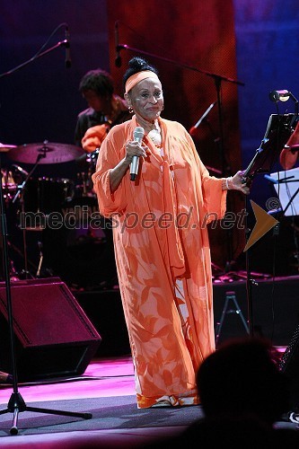 Omara Portuondo, kubanska pevka