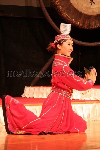 Teng Ning, kitajska plesalka