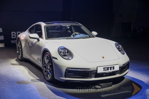 Porsche 911 (992)