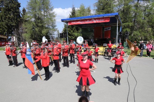 Godba na pihala in Mažoretke Ruše