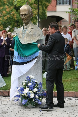 Matjaž Švagan, župan občine Zagorje ob Savi ob odkritju kipa
