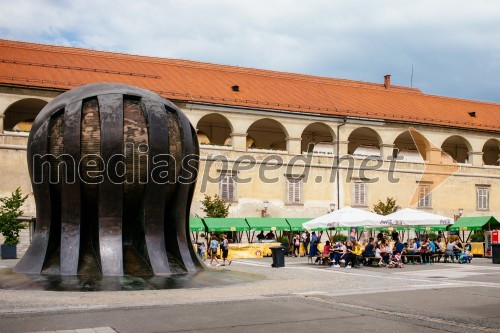 Trg svobode, Maribor