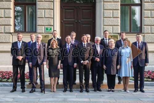 Sprejem evropskih voditeljev pred Predsedniško palačo