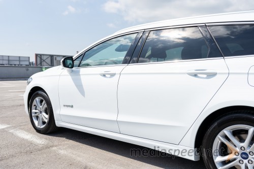 Ford Mondeo hibrid karavan