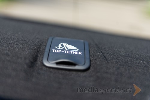 Toyota Corolla SD 1.8 HSD 4D E-CVT Executive