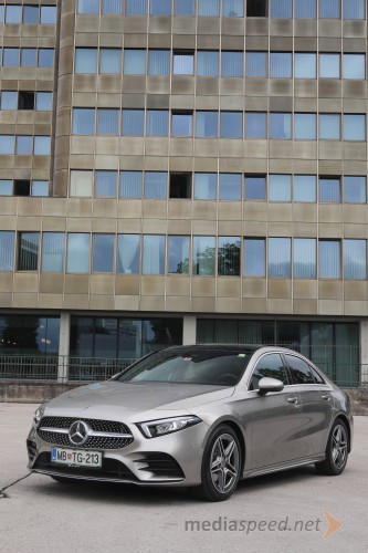 Mercedes-Benz razred A limuzina 2019 (V177)