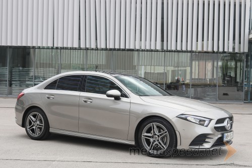 Mercedes-Benz razred A limuzina 2019 (V177)