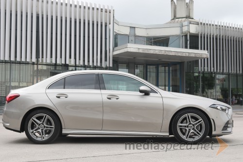 Mercedes-Benz razred A limuzina 2019 (V177)