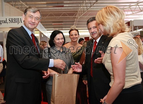 Dr. Danilo Türk, predsednik Republike Slovenije in soprog Barbara Miklič Türk, Svetlana Širec, Vinska kraljica Slovenije 2008, Anton Kampuš, župan občine Gornja Radgona in Norma Bale, direktorica Zavoda za kulturo, turizem in promocijo Gornja Radgona