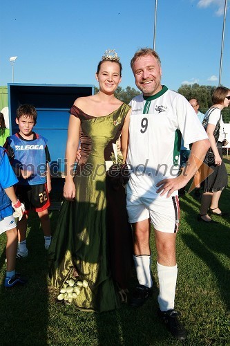 Svetlana Širec, Vinska kraljica Slovenije 2008 in Milan Pečovnik - Pidži, glasbenik