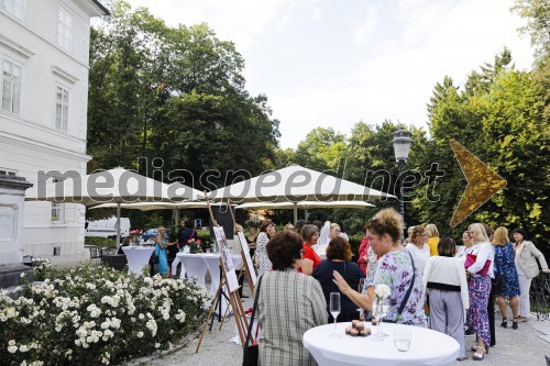 Čajanka mednarodnega foruma WEF (Women Economic Forum)