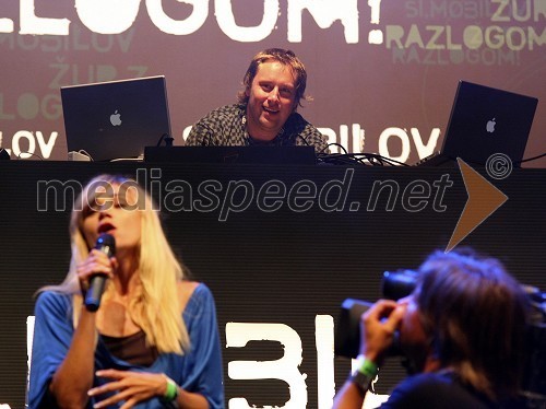 Žur z razlogom z DJ Umekom - DJ Umek in Katarina Čas, voditeljica večera