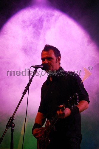 Tomi Meglič, glavni vokal in kitarist skupine Siddharta