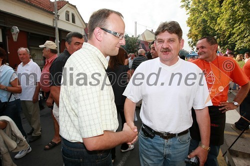 Radovan Žerjav, minister za promet RS in Boris Kotnjek, predsednik AMZS Šport in slovenski član komisije za speedway pri FIM (Mednarodna motociklistična zveza)