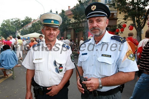 Madžarski policist in slovenski policist