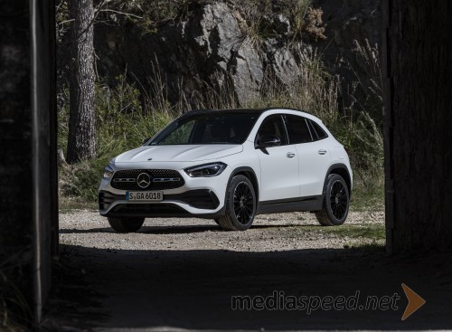 Mercedes Benz SUV GLA