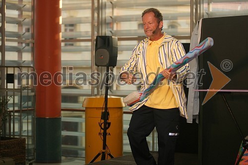 Sten Vilar, igralec, otroški animator in pevec