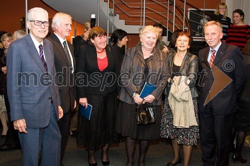 Dr. Lovro Šturm, nekdanji minister za pravosodje, ..., ..., Milica Šturm, pesnica in pisateljica in dr. France Arhar, nekdanji guverner Banke Slovenije, s soprogo