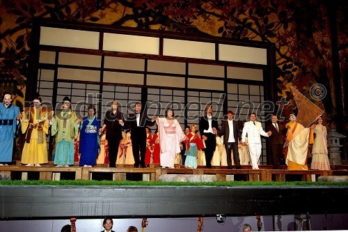 Opera Madame Butterfly - priklon