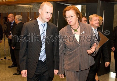Matej Lahovnik (Zares) in Breda Pečan (SD), poslanca