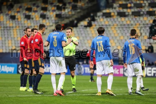 Skupina: U-21 – evropsko prvenstvo v nogometu: Slovenija - Češka in Španija - Italija