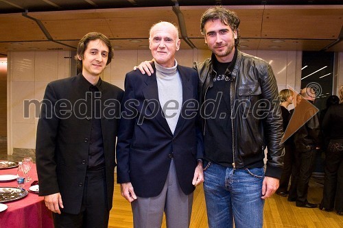 Anže Palka, glasbenik in organizator Flamenco festivala SIFF 08, Tomaž Šegula, profesor za kitaro in Jan Plestenjak, glasbenik