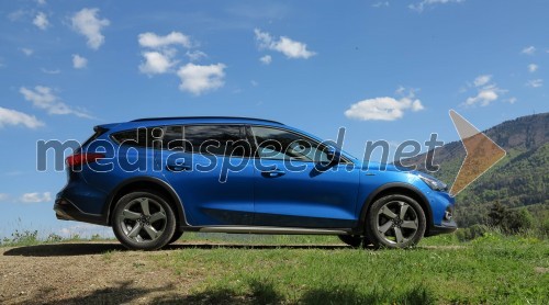 FORD FOCUS Active X 1.0 EcoBoost Hybrid 114kW (155KM) mHEV