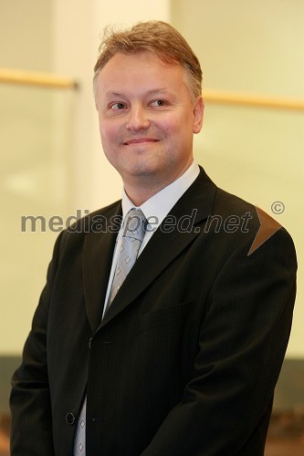 Dr. Robert Ekart, Medicinska fakulteta Univerze v Mariboru