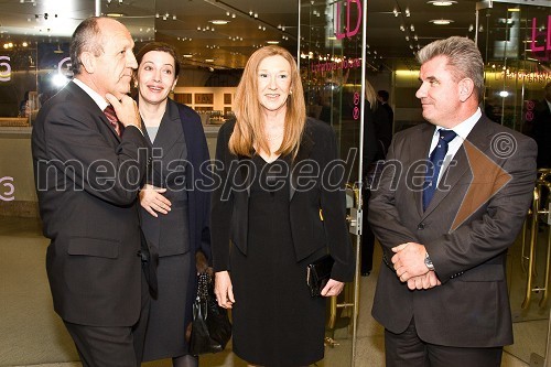 Branko Pavlin, predsednik uprave Dnevnika, d.d., ..., Chantal de Ghaisne de Bourmont, francoska veleposlanica v Sloveniji in Adrej Vizjak, minister za gospodarstvo