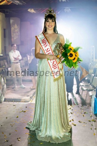 Miss Slovenije 2020 / 2021 je Maja Čolić