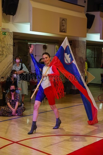 Hlapci, premiera Slovenskega mladinskega gledališča