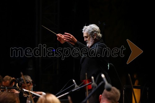 Tenorist in skladatelj José Cura z gosti, Festival Ljubljana 2021