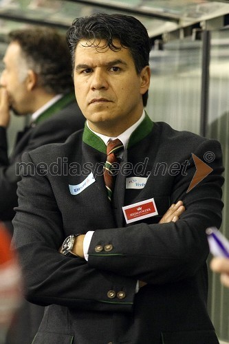 Emanuel Viveiros, trener EC KAC